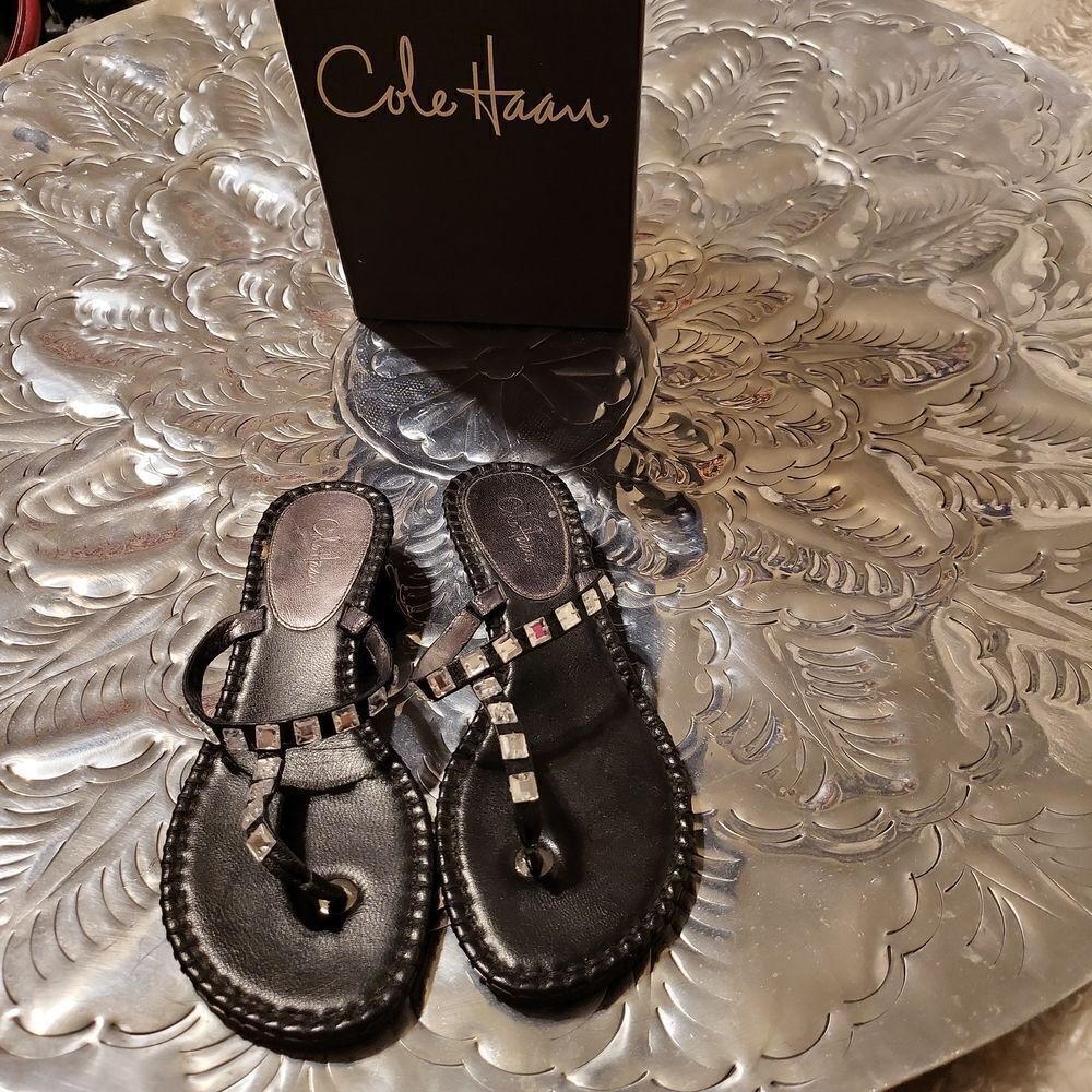 Cole Haan Kalla thong black,sz.6 leather insoles,man-made outer soles